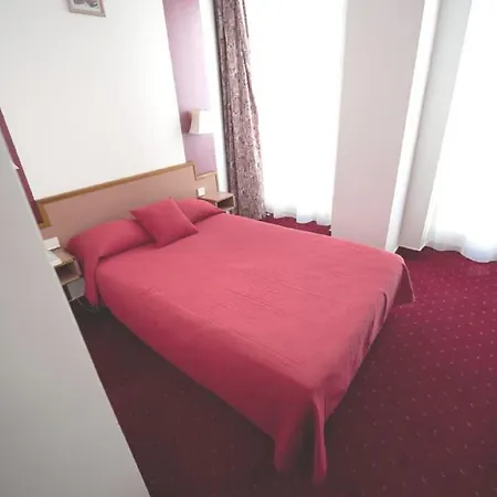 Otel Royal Bergere 3*