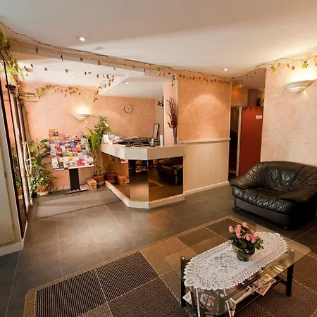 Royal Bergère Hotel 3*