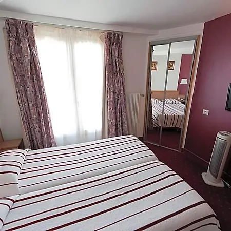 Royal Bergere Hotel