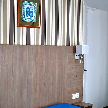 Royal Bergere Hotel