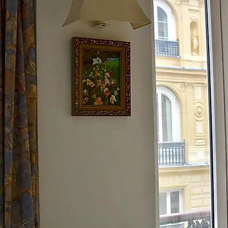 Royal Bergère