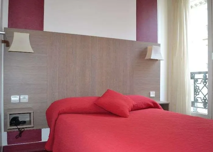 Hotel Royal Bergère 3*