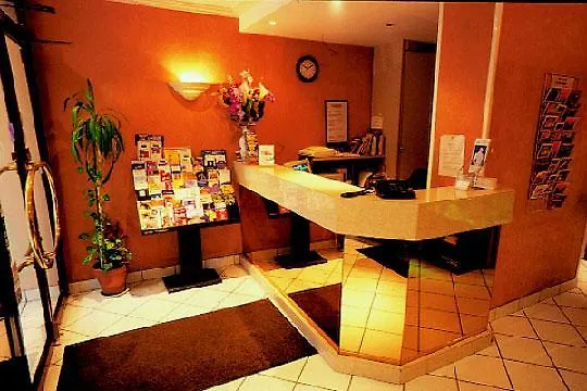 Hotel Royal Bergère 3*