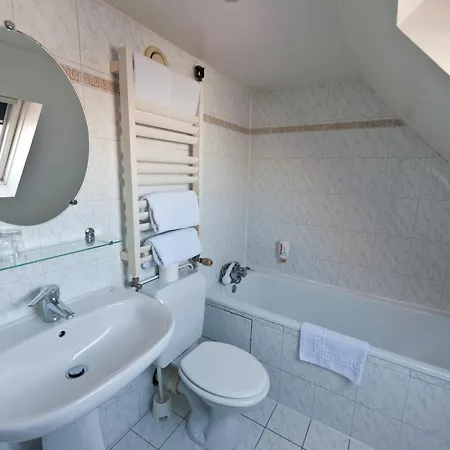 Royal Bergere Hotel 3*
